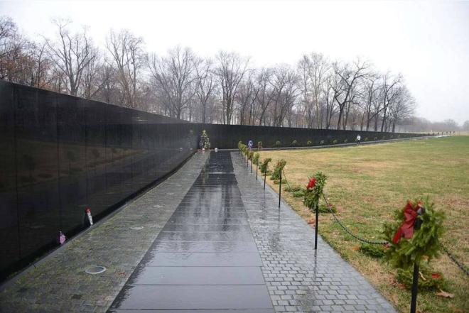 Vietnam_War_Memorial